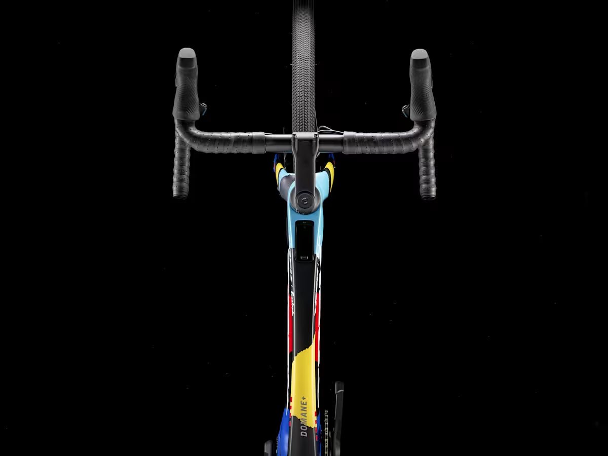 Trek Domane+ SLR 7 AXS bei 2-Cycle Bikeshop