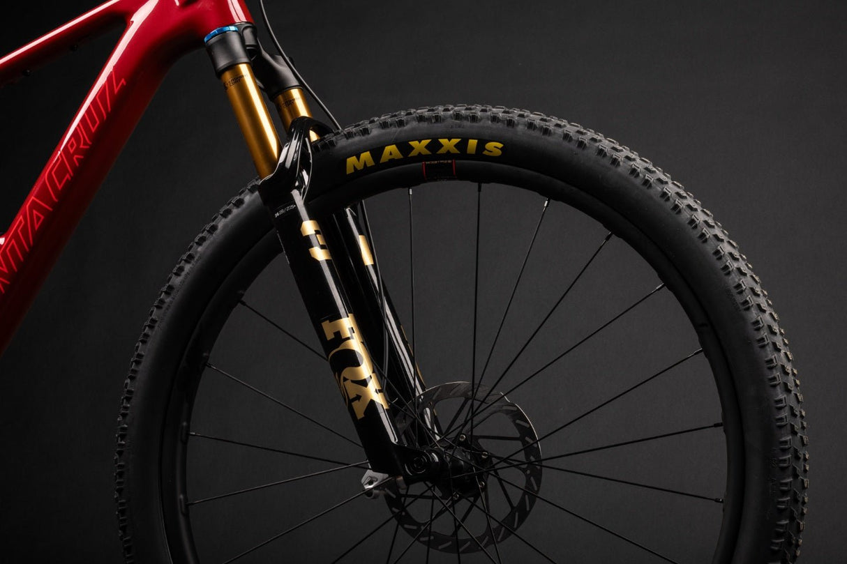 Santa Cruz Blur 5 CC XTR RSV 2027 - Bei 2-Cycle GmbH Freiburg entdecken!