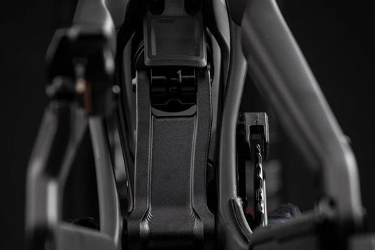 Santa Cruz Rahmen mit Groeßenabhaengiger Geometrie und Rahmensteifigkeit