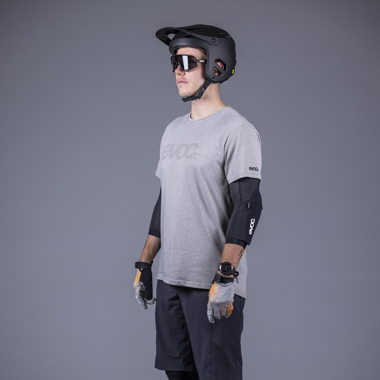 EVOC | Elbow Protector LS Flex Lite - Bei 2-Cycle GmbH Freiburg entdecken!