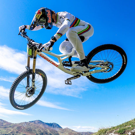 Santa Cruz Bikes Sale bei 2-Cycle
