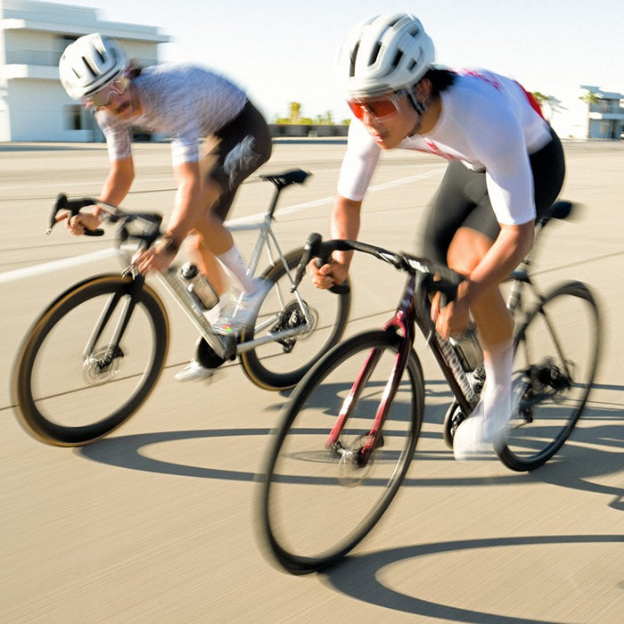 CAAD14 Fahrverhalten: Agil, steif und spritzig