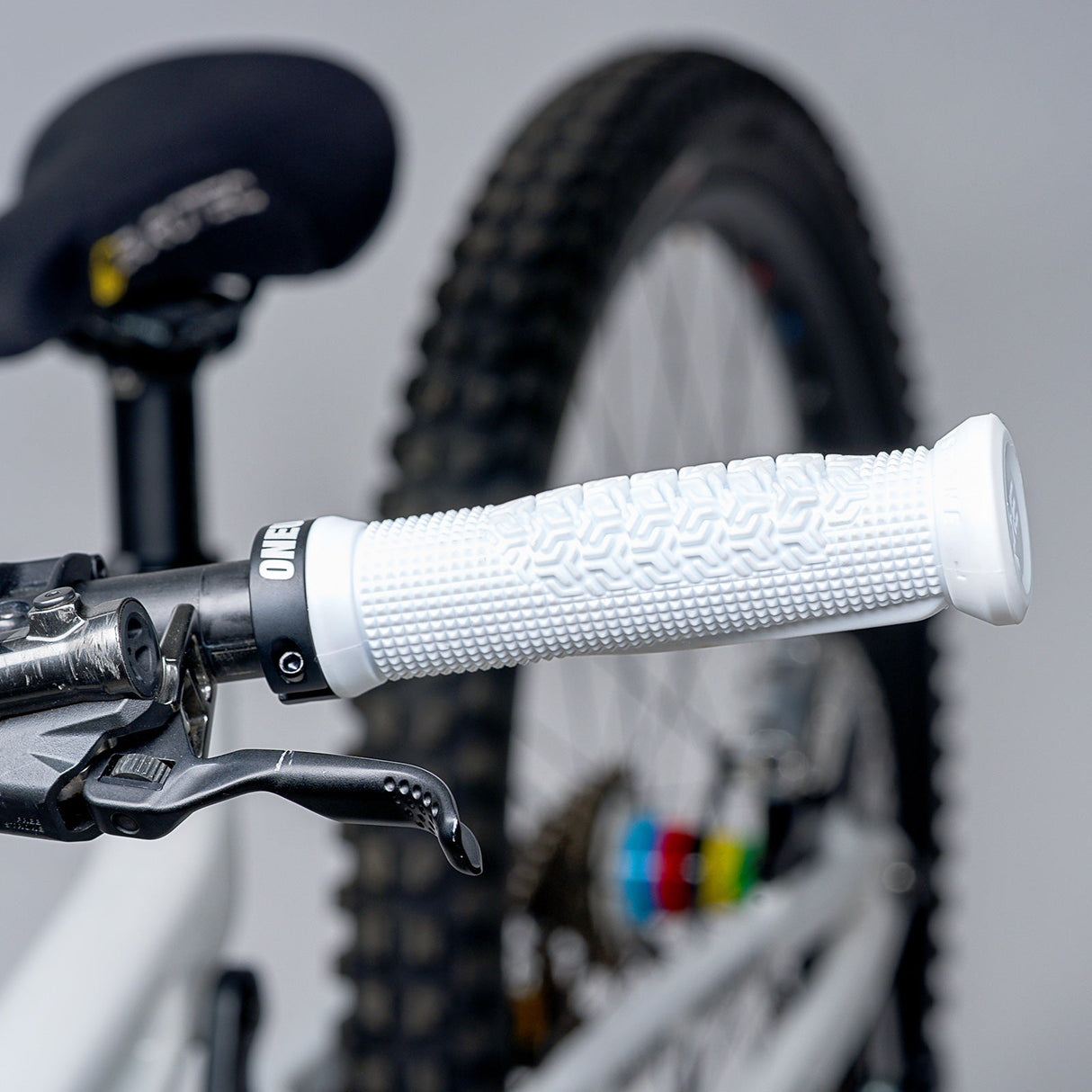 OneUp Goldstone Griffe